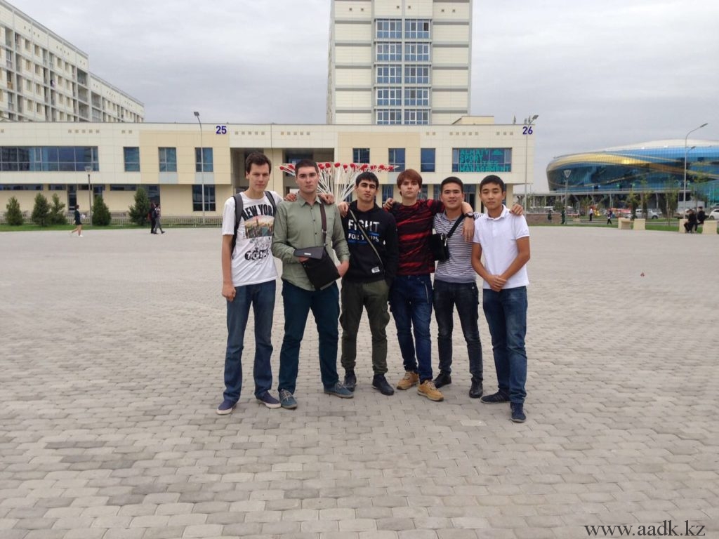 Жеңіл атлетикалық стадионның ашылуына  колледждің 1-2 курс оқушылары қатысты.